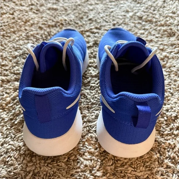 Nike Roshe One Blue Sneakers | Women’s Size 9.5, Excellent Condition - Picture 3 of 5
